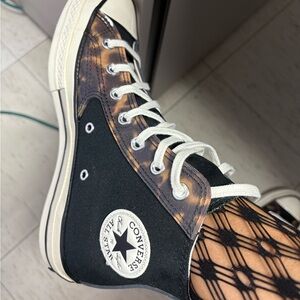 🌼SOLD🌼 Converse Women's Leopard, Black and Brown High-Tops Sneakers.